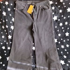 Women's H&M DIVIDED denim Size 14P wide leg jean